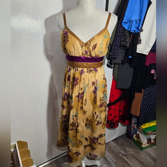 Spense Dresses & Skirts - Spense Vintage Floral Sleeveless Silk Dress Sz 10 Gold/purple